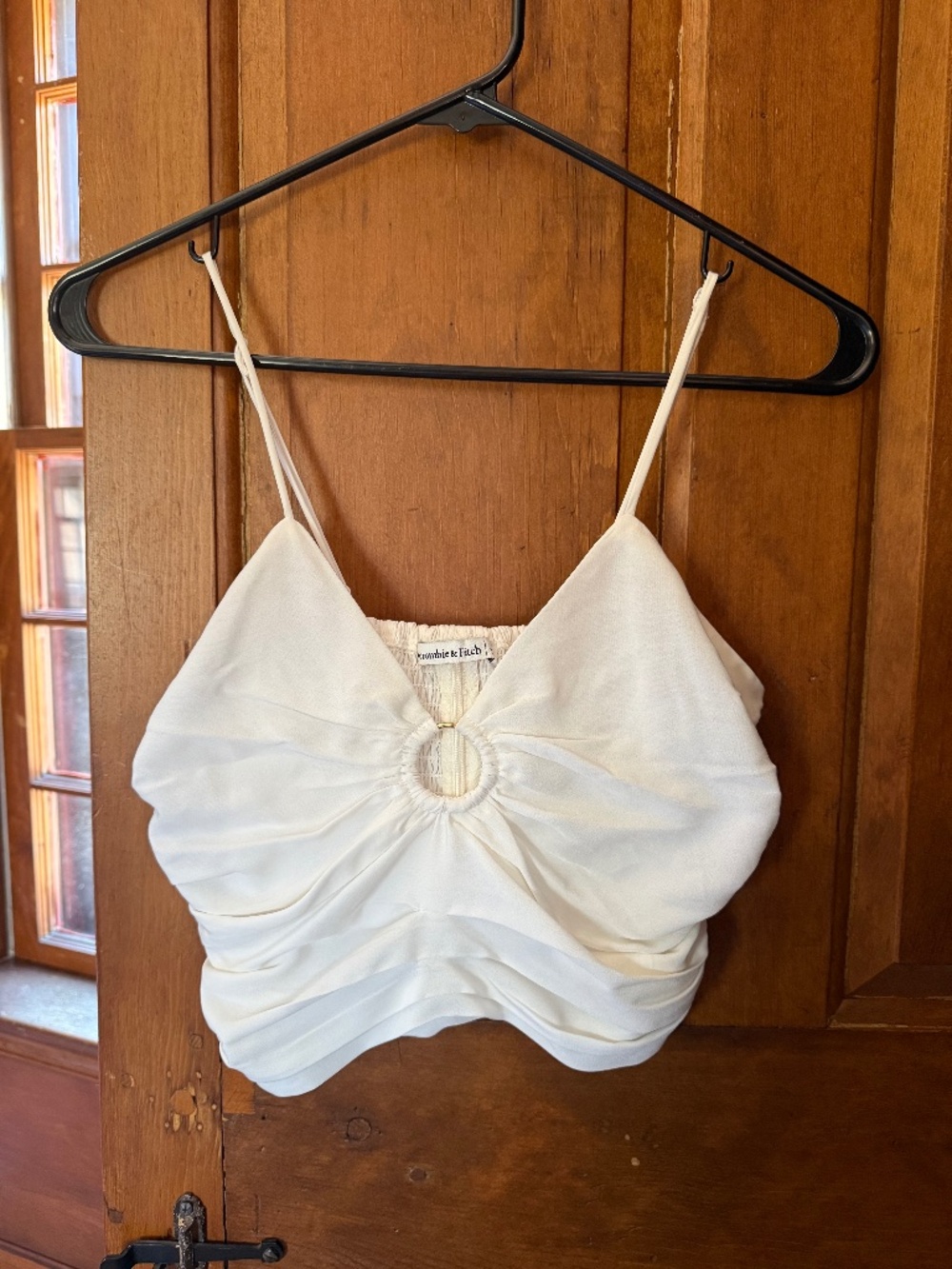 Abercrombie & Fitch White Crop Top XS Gold Details